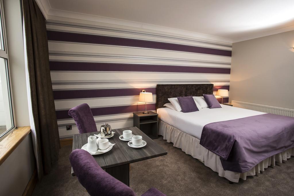Brandon House Hotel Нью-Росс Экстерьер фото